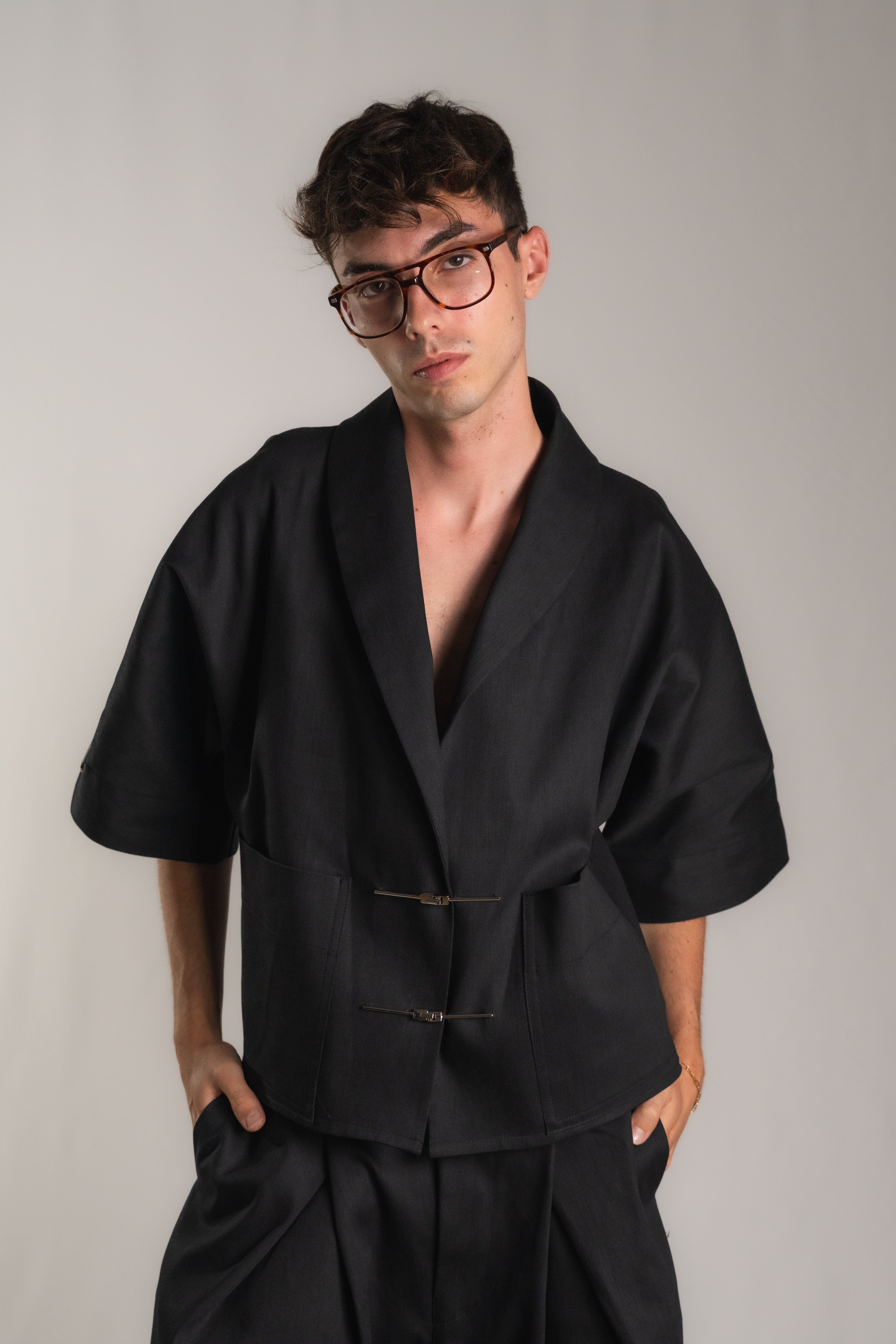 BOXY KIMONO JACKET - BLACK