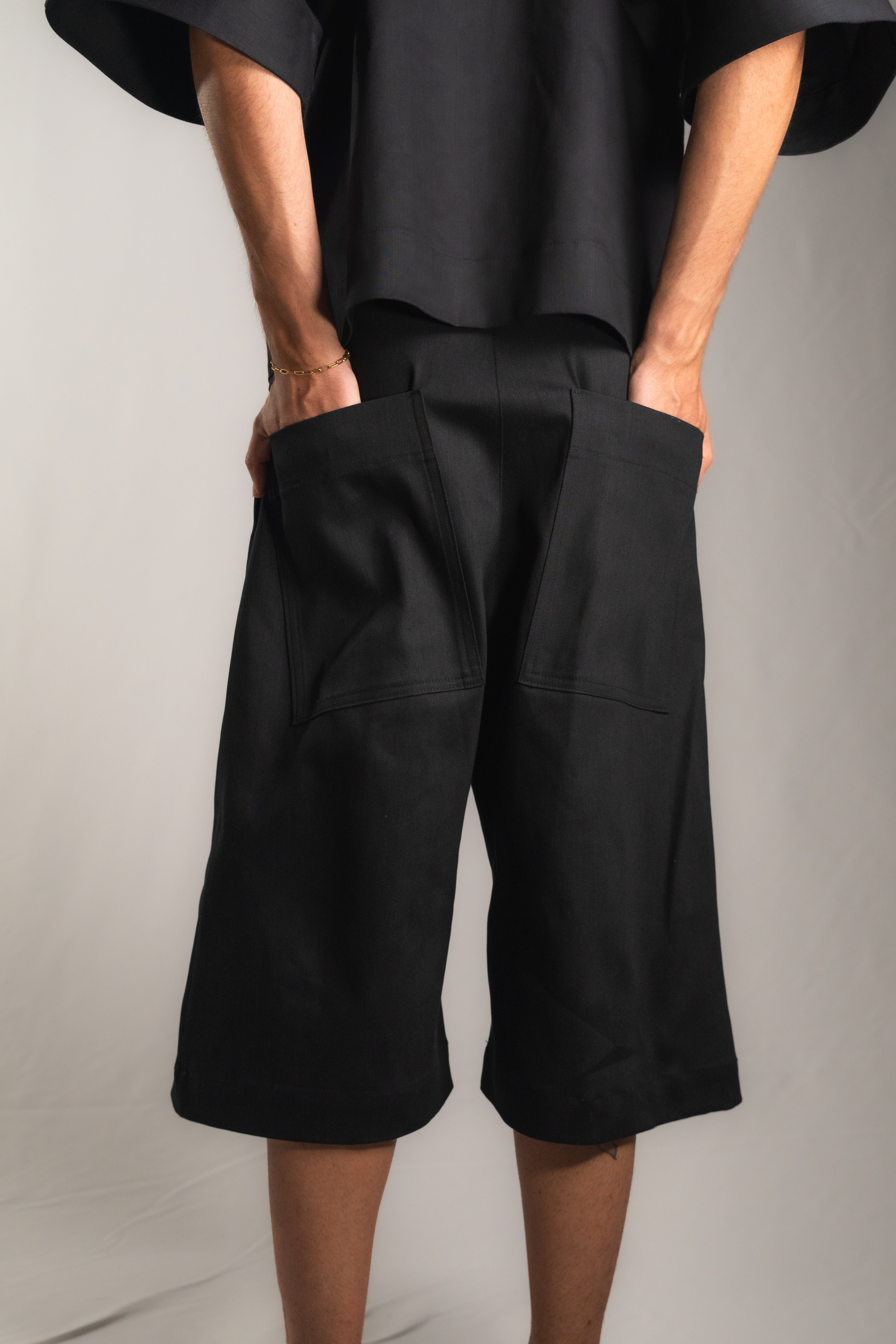 JORTS - BLACK